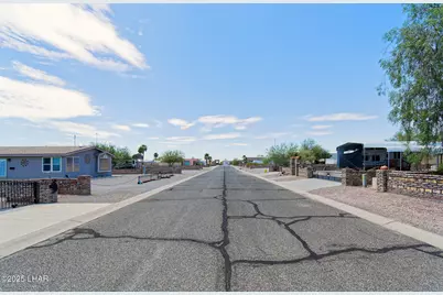 49605 Felspar Ave, Quartzsite, AZ 85346 - Photo 35