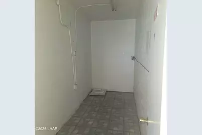 1950 Commander Dr #106, Lake Havasu City, AZ 86403 - Photo 5