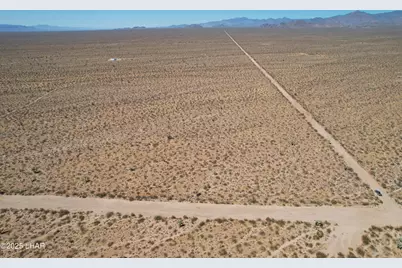 0 S Kit Carson Rd, Yucca, AZ 86438 - Photo 3