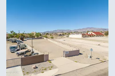 3161 Maricopa Ave, Lake Havasu City, AZ 86406 - Photo 5