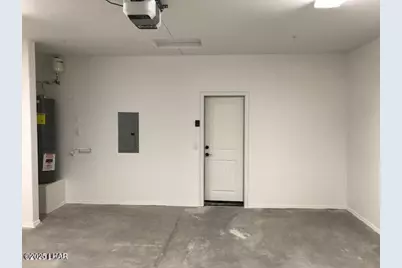 30103010 Winterhaven Dr #101, Lake Havasu City, AZ 86404 - Photo 9