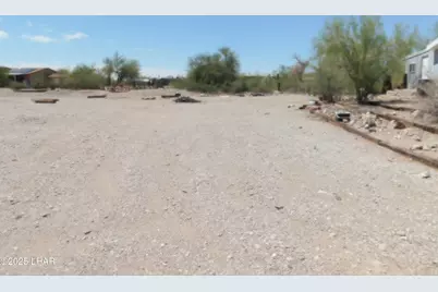 731 W Camel St, Quartzsite, AZ 85346 - Photo 5