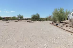 731 W Camel St, Quartzsite, AZ 85346 - Photo 5