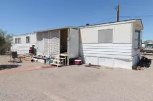 731 W Camel St, Quartzsite, AZ 85346 - Photo 3