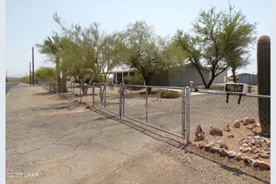 44112 Ocotillo St, Bouse, AZ 85325 - Photo 7