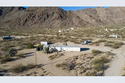 11989 Howard Rd, Yucca, AZ 86438 - Photo 1