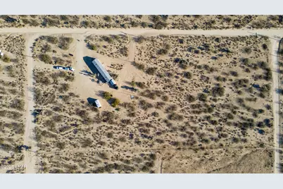 11989 Howard Rd, Yucca, AZ 86438 - Photo 15