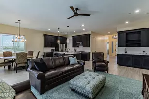 1631 E Laurel Dr, Lake Havasu City, AZ 86404 - Photo 15