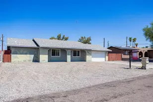 1705 Topaz Dr, Lake Havasu City, AZ 86403 - Photo 1