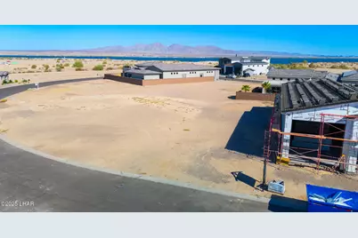 835 Isola Bella Loop, Lake Havasu City, AZ 86403 - Photo 11