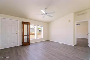 49583 Topaz Ave, Quartzsite, AZ 85346 - Photo 9