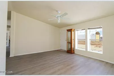 49583 Topaz Ave, Quartzsite, AZ 85346 - Photo 7
