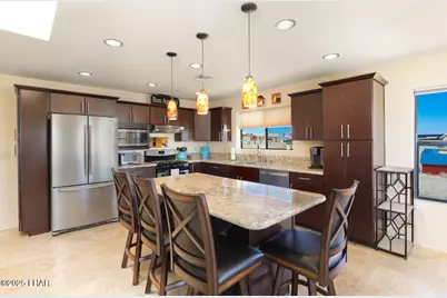 7555 N Valley View Dr, Lake Havasu City, AZ 86404 - Photo 9