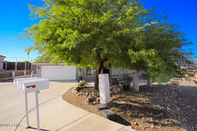 2444 Hummingbird Ln, Lake Havasu City, AZ 86403 - Photo 3