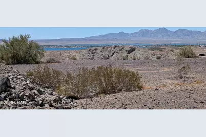 2423 Sunset Rdg Ct W, Lake Havasu City, AZ 86406 - Photo 11