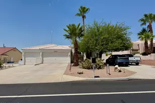 1643 McCulloch Blvd S, Lake Havasu City, AZ 86406 - Photo 1