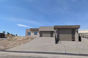 1811 Westport Dr, Lake Havasu City, AZ 86404 - Photo 1