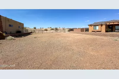 1911 E Troon Dr, Lake Havasu City, AZ 86404 - Photo 13