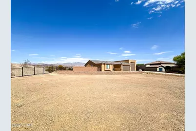 1911 E Troon Dr, Lake Havasu City, AZ 86404 - Photo 5