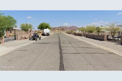 49600 Opal Ave, Quartzsite, AZ 85346 - Photo 21