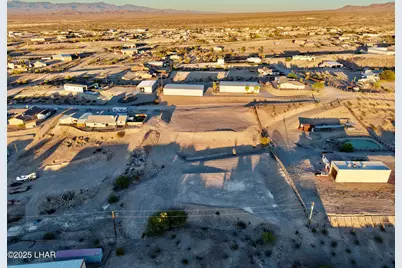 7685 N Seely Dr, Lake Havasu City, AZ 86404 - Photo 17