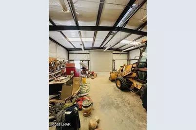 44357 Cactus St, Bouse, AZ 85325 - Photo 21