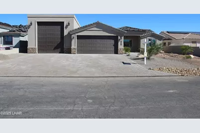 3776 Hiawatha Dr, Lake Havasu City, AZ 86404 - Photo 1