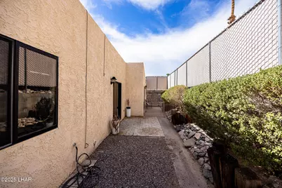 1711 Combat Dr #12, Lake Havasu City, AZ 86403 - Photo 23