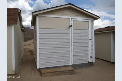 11964 S Nolan Rd, Yucca, AZ 86438 - Photo 7