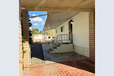 219 N Moonlight Dr, Parker, AZ 85344 - Photo 5