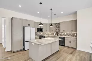 8005 Corte De Los Pajaros, Lake Havasu City, AZ 86406 - Photo 17