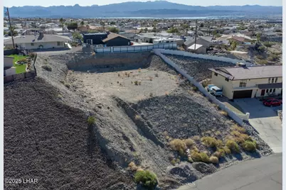 3040 Gatewood Dr, Lake Havasu City, AZ 86404 - Photo 1