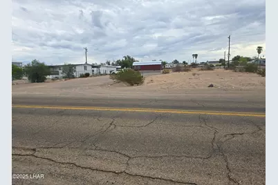 12744 Oatman Hwy, Golden Shores, AZ 86436 - Photo 3