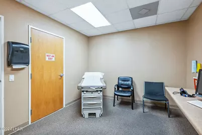 1720 Mesquite Ave #201, Lake Havasu City, AZ 86403 - Photo 21