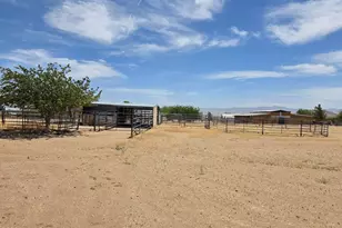 2576 E Calle Chavez Rd, Kingman, AZ 86409 - Photo 51