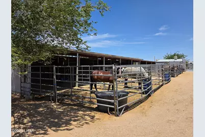 2576 E Calle Chavez Rd, Kingman, AZ 86409 - Photo 47