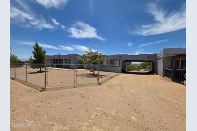 2576 E Calle Chavez Rd, Kingman, AZ 86409 - Photo 3