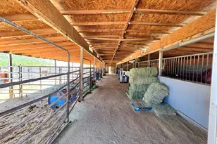 2576 E Calle Chavez Rd, Kingman, AZ 86409 - Photo 45