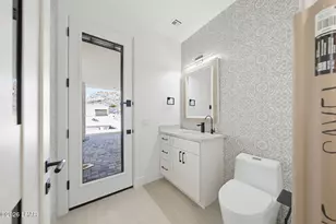 3036 Camino de la Enclave, Lake Havasu City, AZ 86406 - Photo 19