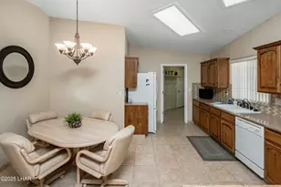 870 Desert View Dr, Lake Havasu City, AZ 86404 - Photo 11