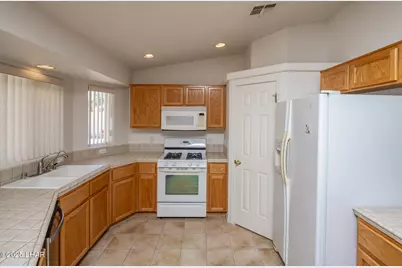 2339 Buckingham Blvd, Lake Havasu City, AZ 86404 - Photo 17