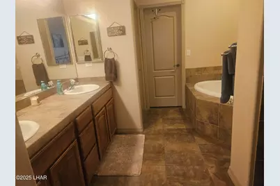 2775 Papeete Dr, Lake Havasu City, AZ 86404 - Photo 17
