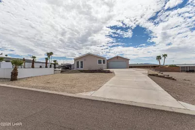 1989 Folzman Dr, Lake Havasu City, AZ 86404 - Photo 3
