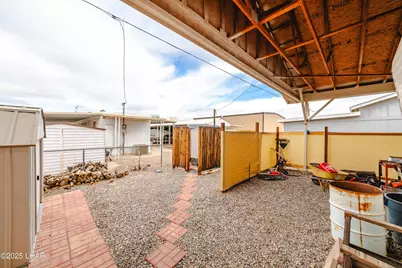 7831 S Cardinal Dr, Mohave Valley, AZ 86440 - Photo 23