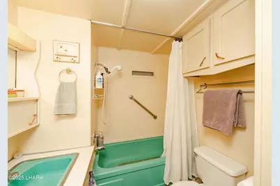 7831 S Cardinal Dr, Mohave Valley, AZ 86440 - Photo 13