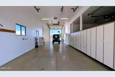 3240 Crater Dr, Lake Havasu City, AZ 86404 - Photo 9