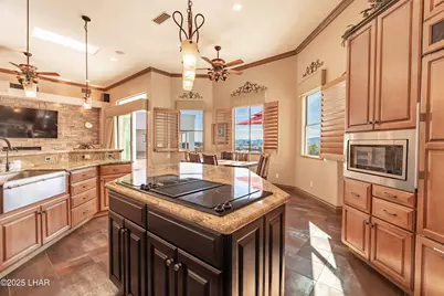 3240 Crater Dr, Lake Havasu City, AZ 86404 - Photo 11