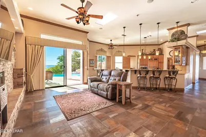 3240 Crater Dr, Lake Havasu City, AZ 86404 - Photo 9