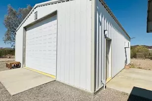 44113 E Perry Dr, Salome, AZ 85348 - Photo 7