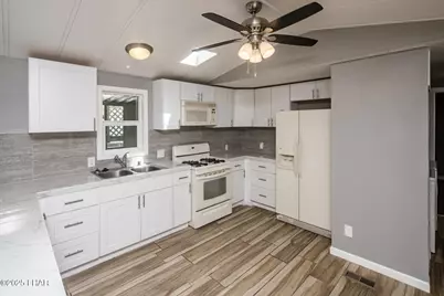 1560 Daniel Dr, Lake Havasu City, AZ 86404 - Photo 13